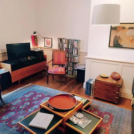 Izabel Etxea * Baiona