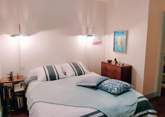 Izabel Etxea Бейонн