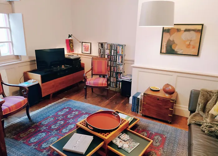 Izabel Etxea * 巴约讷